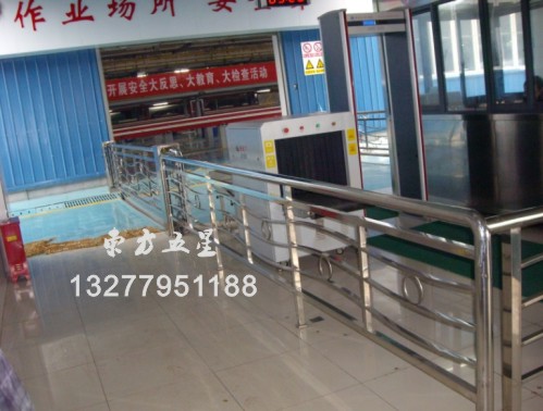 不锈钢护栏-5.jpg